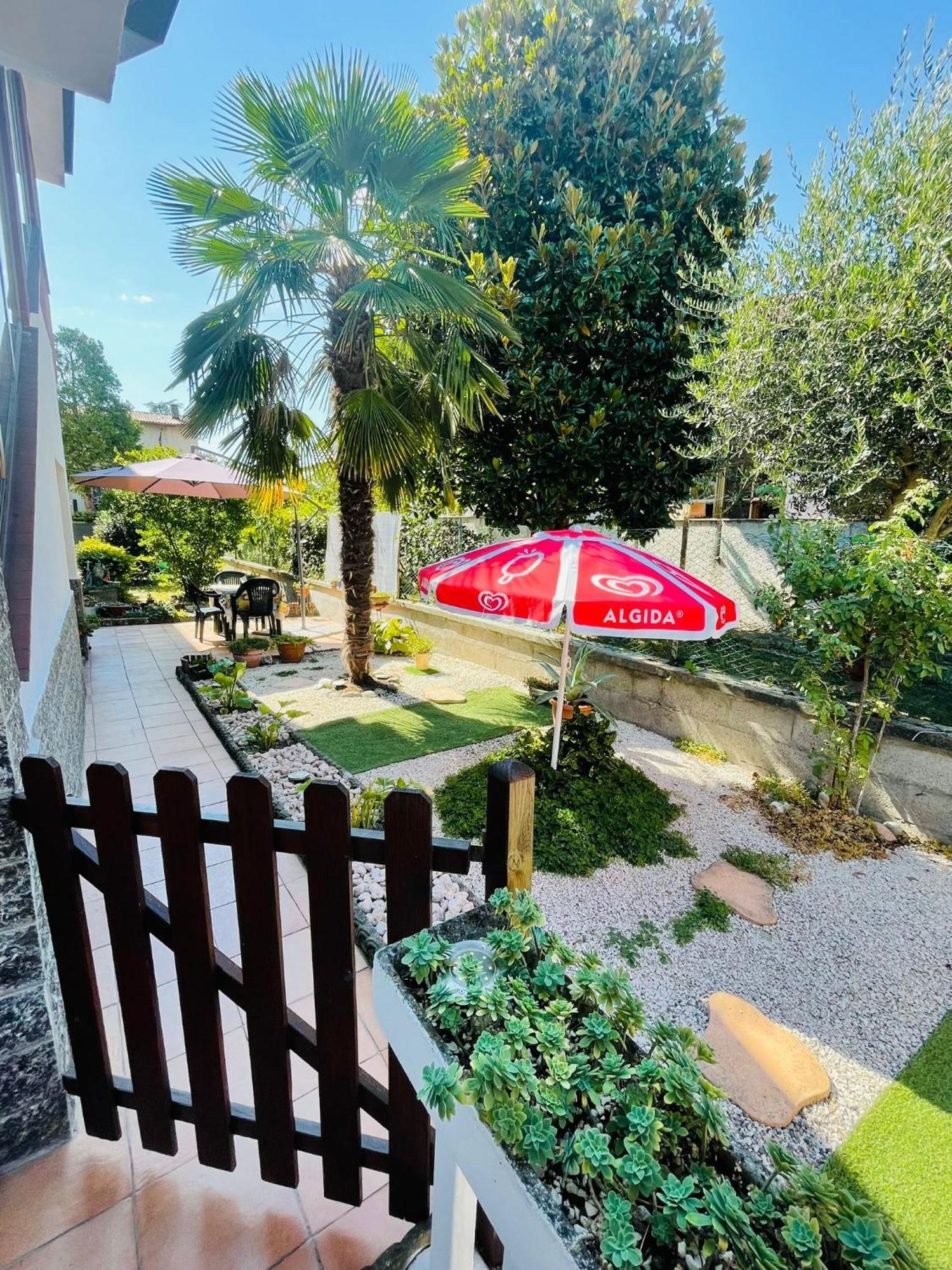 Casa Vacanze Il Fiore Di Loto Apartman Zibido San Giacomo Kültér fotó